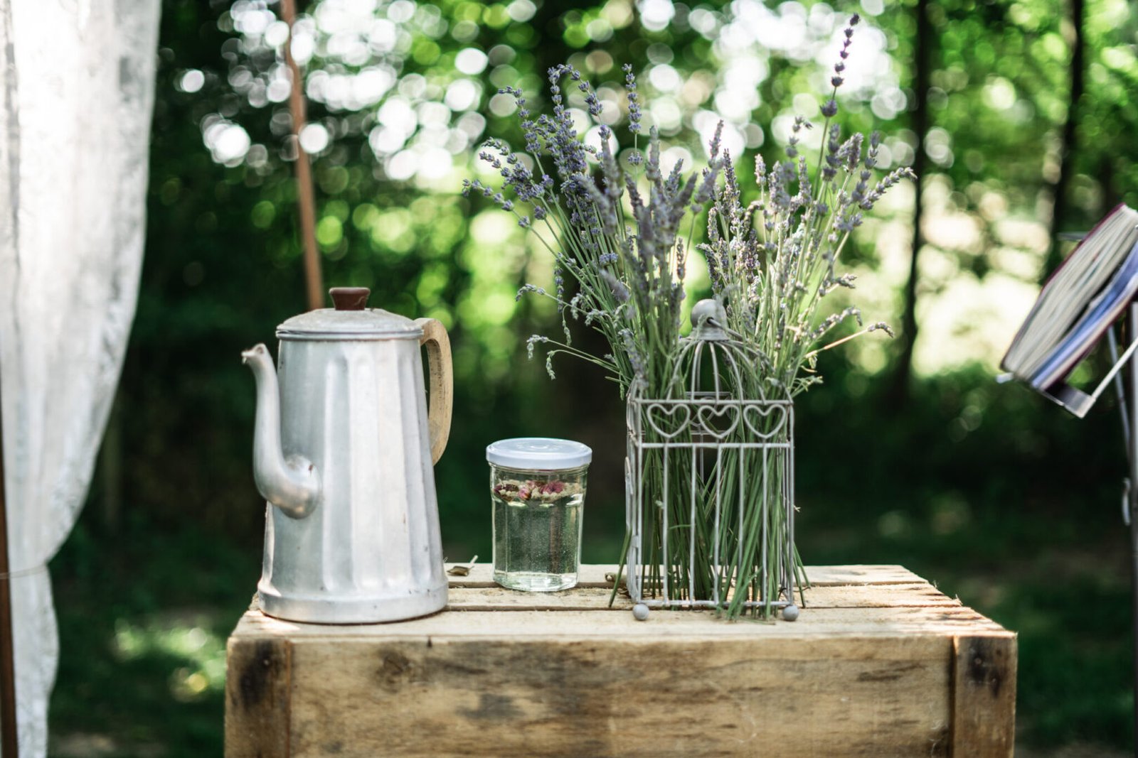 Décoration de mariage champêtre et florale tendance 2027